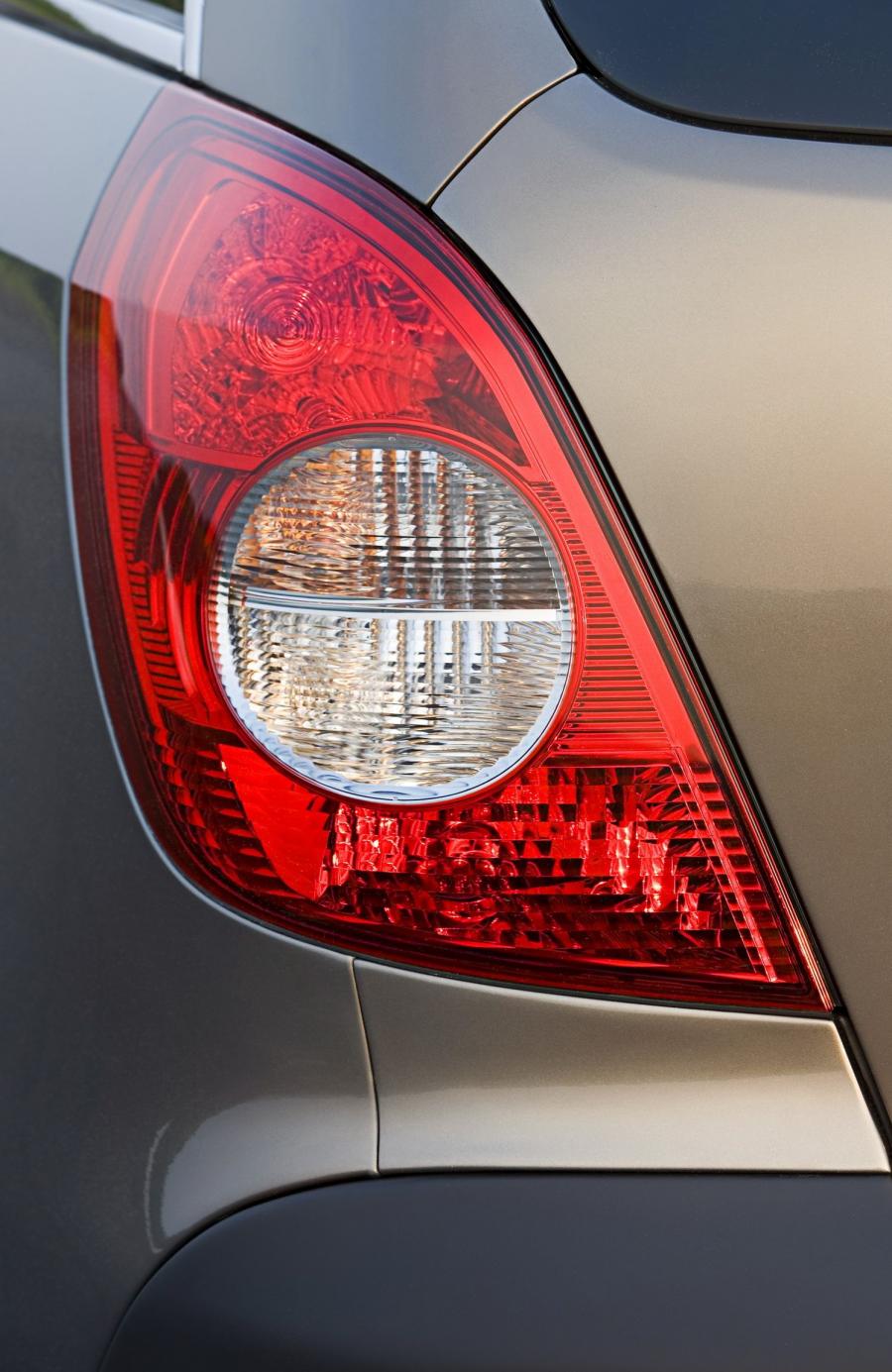  Opel Antara 2006 года  (фото 28 из 84)